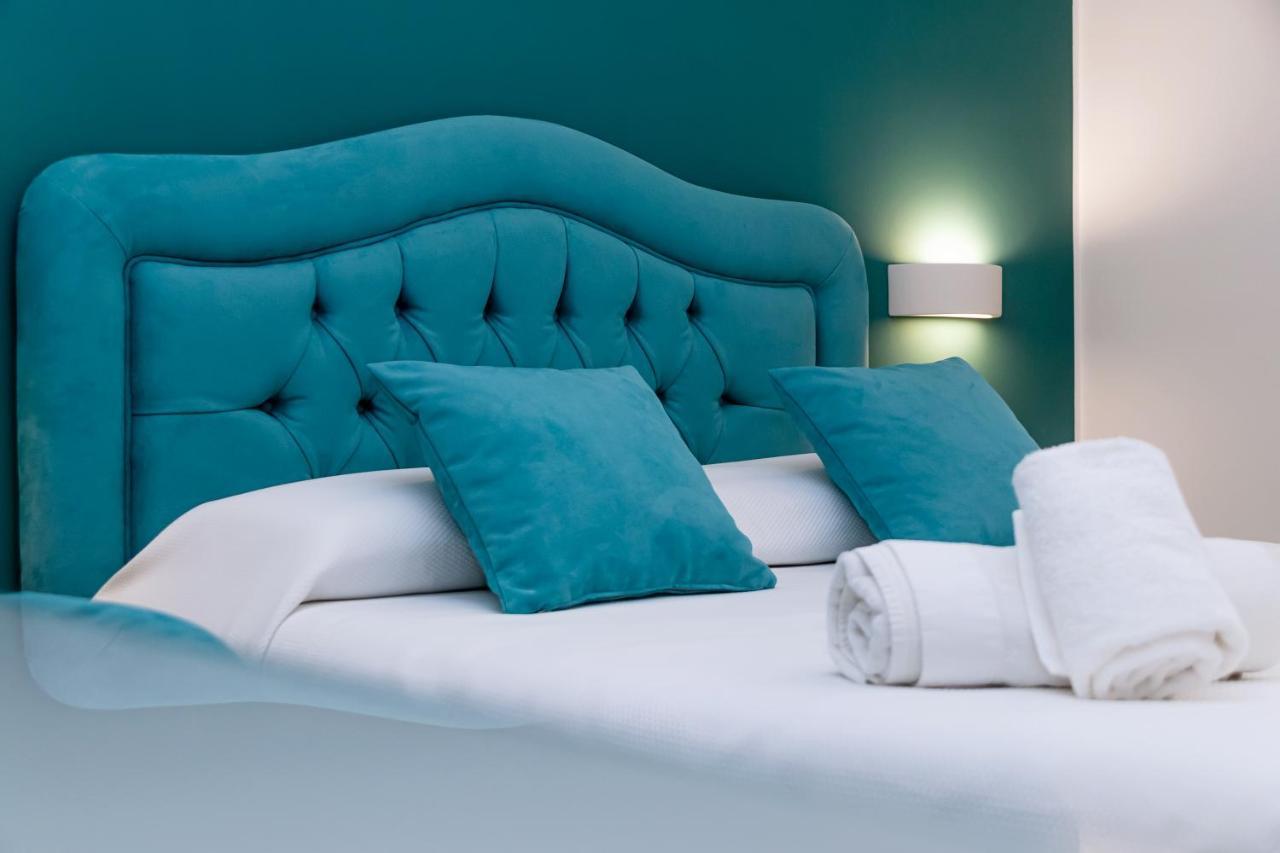 Tiffany Suites Sorrento Exterior foto
